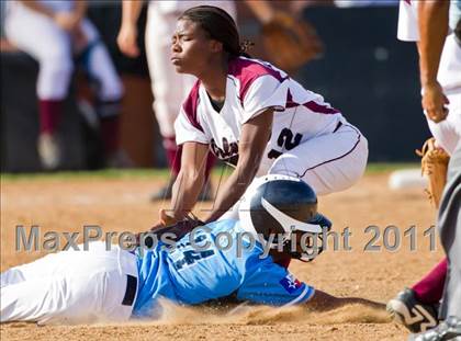 Thumbnail 3 in Sweeny vs Columbia (UIL 3A Region IV Final) photogallery.
