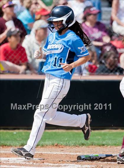 Thumbnail 3 in Sweeny vs Columbia (UIL 3A Region IV Final) photogallery.