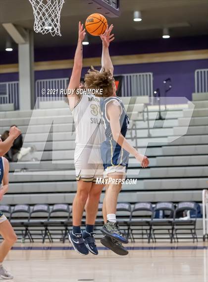 Thumbnail 1 in La Costa Canyon vs Rancho Solano (Torrey Pines Holiday Classic) photogallery.
