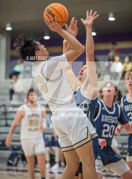 Thumbnail 1 in La Costa Canyon vs Rancho Solano (Torrey Pines Holiday Classic) photogallery.