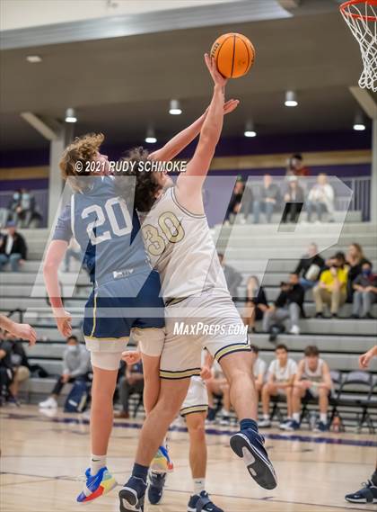 Thumbnail 2 in La Costa Canyon vs Rancho Solano (Torrey Pines Holiday Classic) photogallery.
