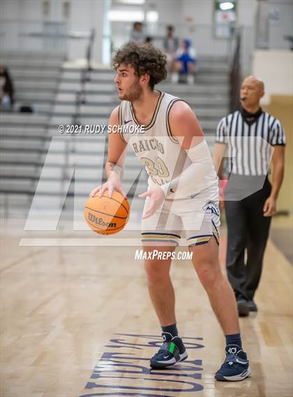 Thumbnail 1 in La Costa Canyon vs Rancho Solano (Torrey Pines Holiday Classic) photogallery.