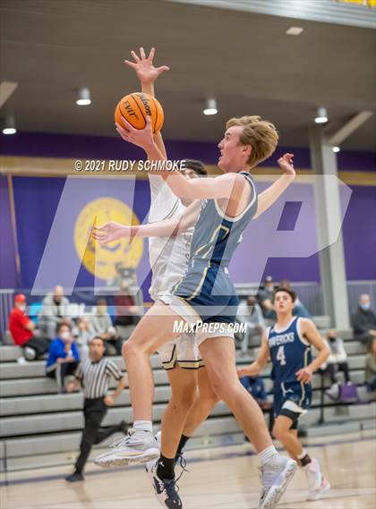 Thumbnail 1 in La Costa Canyon vs Rancho Solano (Torrey Pines Holiday Classic) photogallery.