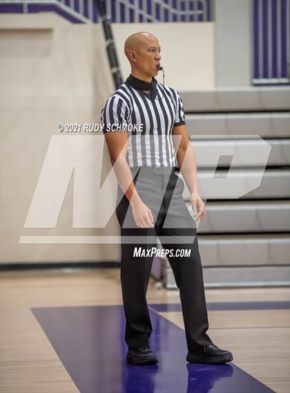 Thumbnail 2 in La Costa Canyon vs Rancho Solano (Torrey Pines Holiday Classic) photogallery.
