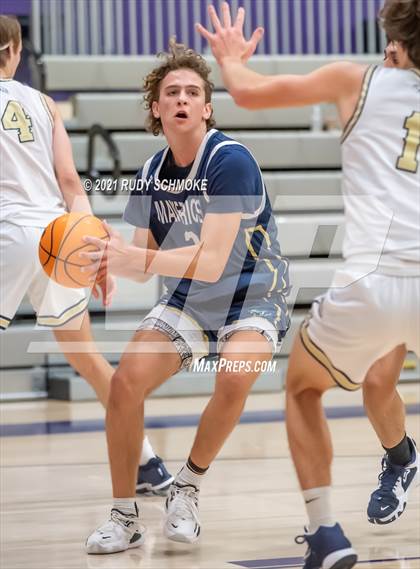 Thumbnail 2 in La Costa Canyon vs Rancho Solano (Torrey Pines Holiday Classic) photogallery.
