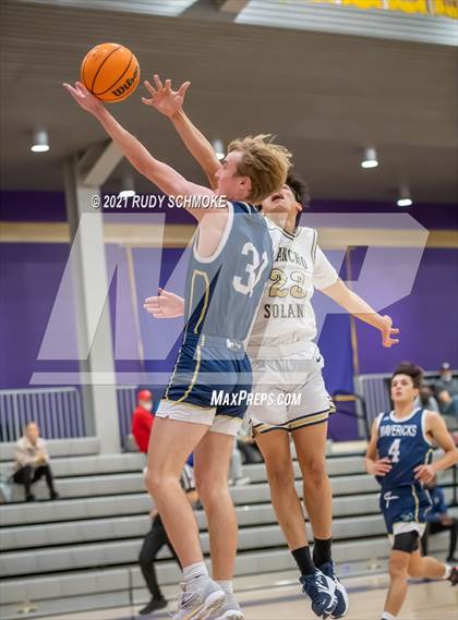 Thumbnail 3 in La Costa Canyon vs Rancho Solano (Torrey Pines Holiday Classic) photogallery.