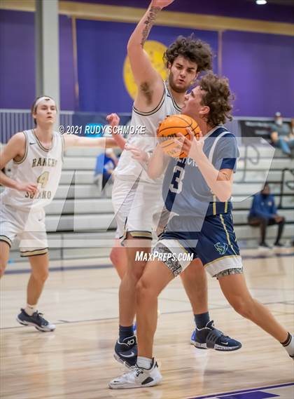 Thumbnail 1 in La Costa Canyon vs Rancho Solano (Torrey Pines Holiday Classic) photogallery.
