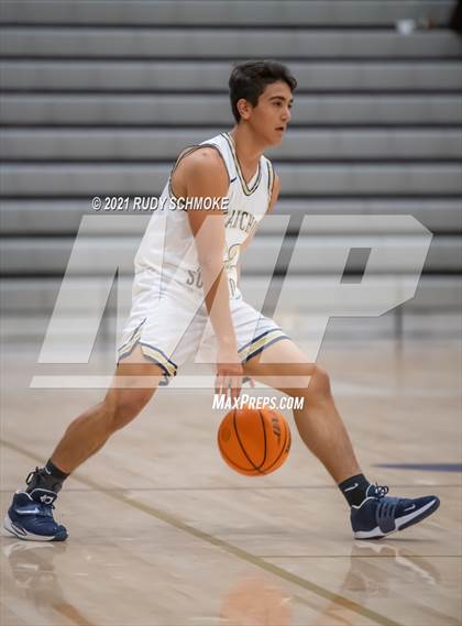 Thumbnail 3 in La Costa Canyon vs Rancho Solano (Torrey Pines Holiday Classic) photogallery.