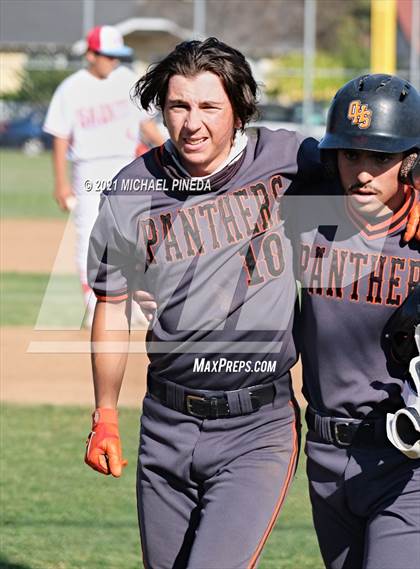 Thumbnail 3 in Orange @ Santa Ana photogallery.