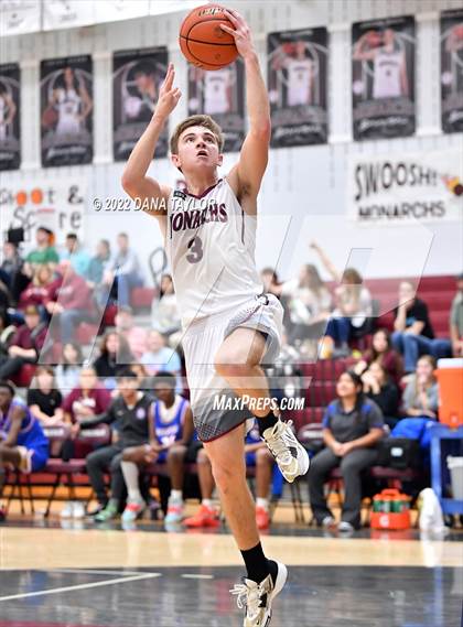 Thumbnail 3 in Carter-Riverside vs Poolville (Mesquite Pit Classic Tournament) photogallery.