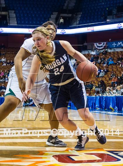 Thumbnail 3 in Morgan vs. New London (CIAC Class M Final) photogallery.