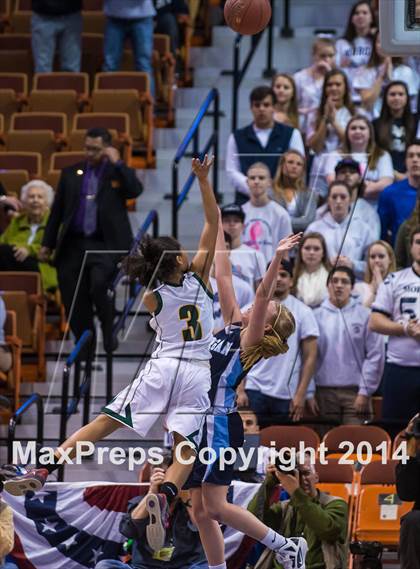 Thumbnail 3 in Morgan vs. New London (CIAC Class M Final) photogallery.