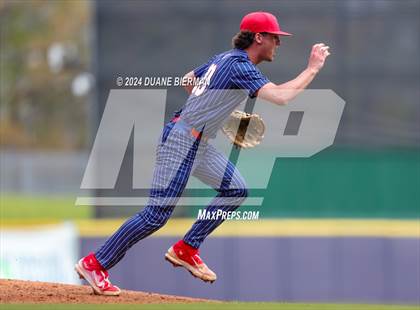 Thumbnail 2 in Lewisburg vs. Houston photogallery.