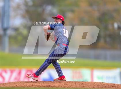Thumbnail 1 in Lewisburg vs. Houston photogallery.