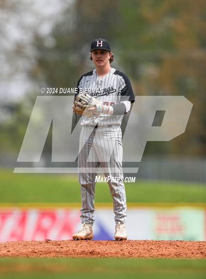 Thumbnail 3 in Lewisburg vs. Houston photogallery.