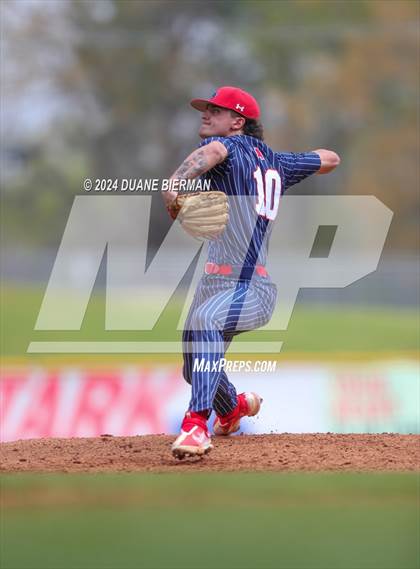 Thumbnail 3 in Lewisburg vs. Houston photogallery.