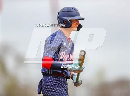 Thumbnail 1 in Lewisburg vs. Houston photogallery.