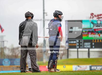 Thumbnail 3 in Lewisburg vs. Houston photogallery.