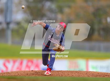 Thumbnail 2 in Lewisburg vs. Houston photogallery.