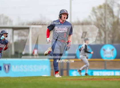 Thumbnail 3 in Lewisburg vs. Houston photogallery.