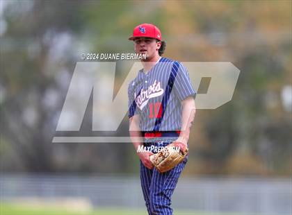 Thumbnail 2 in Lewisburg vs. Houston photogallery.