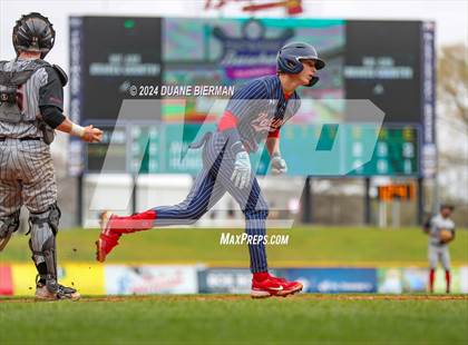 Thumbnail 1 in Lewisburg vs. Houston photogallery.