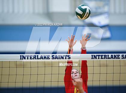 Thumbnail 1 in Newport - Bellevue @ Interlake photogallery.