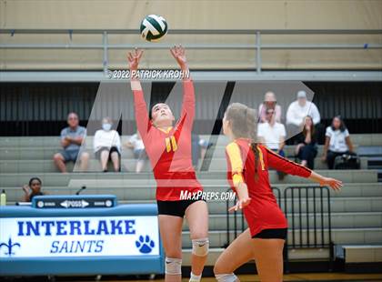 Thumbnail 1 in Newport - Bellevue @ Interlake photogallery.