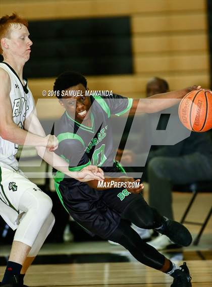 Thumbnail 2 in Royal vs Dorsey (West Valley Thanksgiving Tip-Off Classic) photogallery.