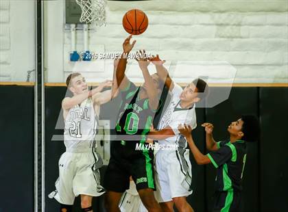 Thumbnail 2 in Royal vs Dorsey (West Valley Thanksgiving Tip-Off Classic) photogallery.