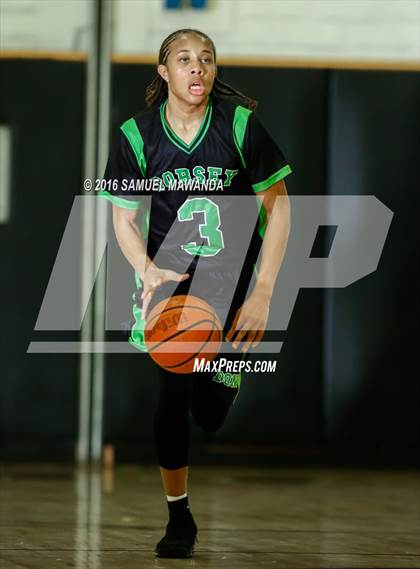 Thumbnail 3 in Royal vs Dorsey (West Valley Thanksgiving Tip-Off Classic) photogallery.