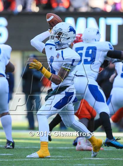 Thumbnail 1 in Lincoln vs. Mountain Lakes (NJSIAA North 2 Group 2 Final) photogallery.
