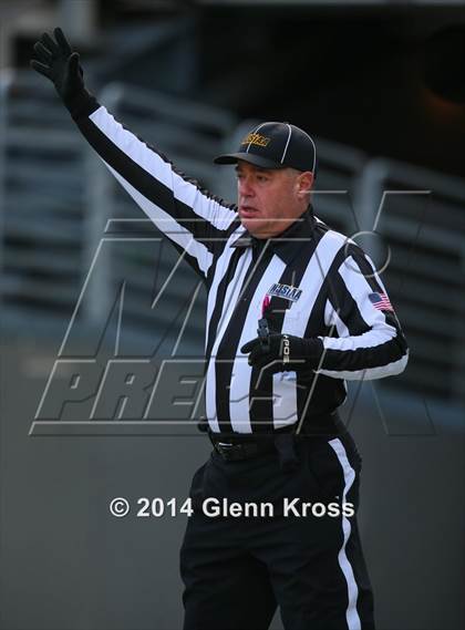 Thumbnail 2 in Lincoln vs. Mountain Lakes (NJSIAA North 2 Group 2 Final) photogallery.