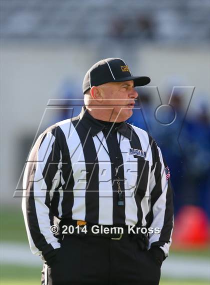 Thumbnail 1 in Lincoln vs. Mountain Lakes (NJSIAA North 2 Group 2 Final) photogallery.