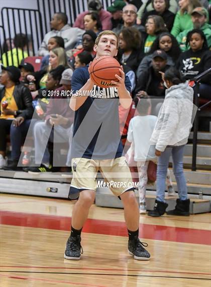 Thumbnail 1 in Bishop McGuinness vs. North Rowan (NCHSAA 1A Western Regional) photogallery.