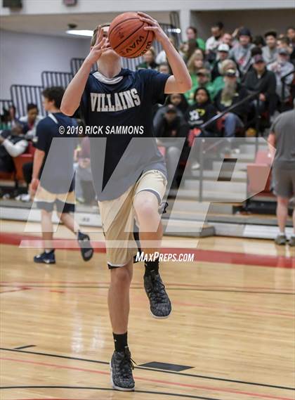 Thumbnail 2 in Bishop McGuinness vs. North Rowan (NCHSAA 1A Western Regional) photogallery.
