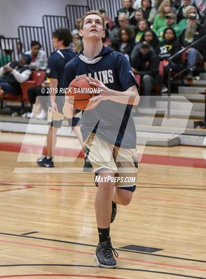 Thumbnail 1 in Bishop McGuinness vs. North Rowan (NCHSAA 1A Western Regional) photogallery.
