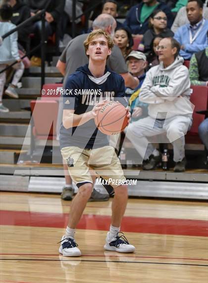 Thumbnail 2 in Bishop McGuinness vs. North Rowan (NCHSAA 1A Western Regional) photogallery.