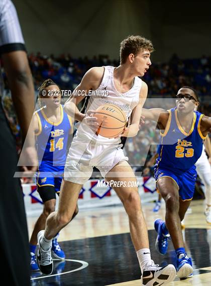 Thumbnail 1 in North Little Rock vs. Bentonville (AAA 6A State Final) photogallery.