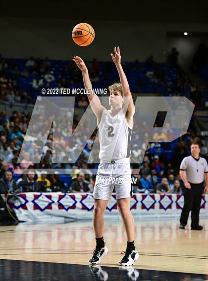 Thumbnail 1 in North Little Rock vs. Bentonville (AAA 6A State Final) photogallery.