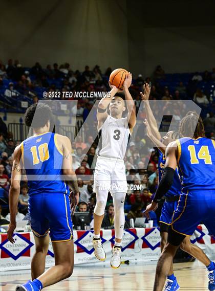 Thumbnail 3 in North Little Rock vs. Bentonville (AAA 6A State Final) photogallery.