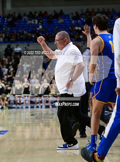 Thumbnail 3 in North Little Rock vs. Bentonville (AAA 6A State Final) photogallery.