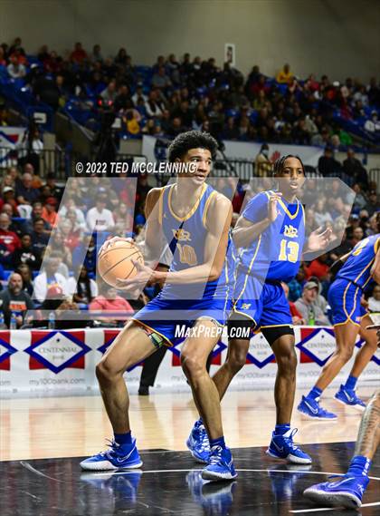 Thumbnail 2 in North Little Rock vs. Bentonville (AAA 6A State Final) photogallery.