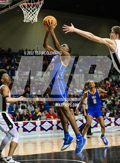 Thumbnail 3 in North Little Rock vs. Bentonville (AAA 6A State Final) photogallery.