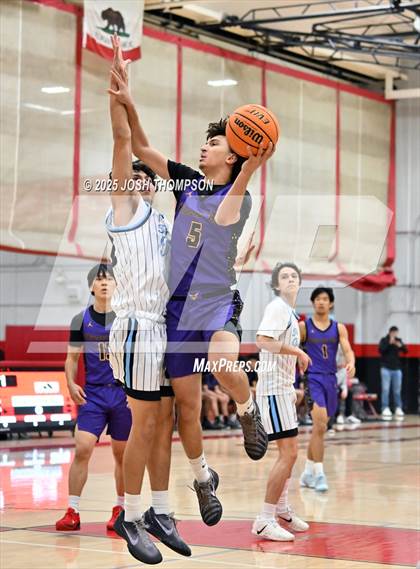 Thumbnail 3 in Villa Park @ Diamond Bar photogallery.