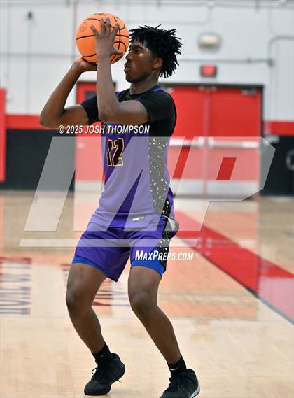 Thumbnail 1 in Villa Park @ Diamond Bar photogallery.