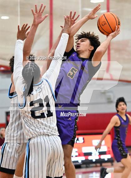 Thumbnail 1 in Villa Park @ Diamond Bar photogallery.