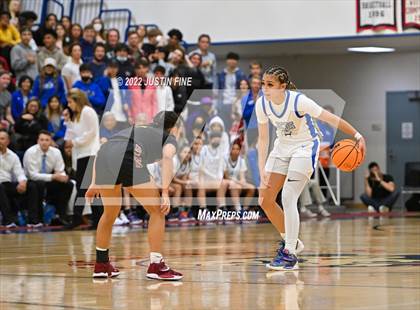 Thumbnail 3 in Mission Hills vs. La Jolla Country Day (CIF San Diego Section Open Final) photogallery.
