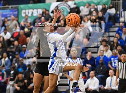 Thumbnail 3 in Mission Hills vs. La Jolla Country Day (CIF San Diego Section Open Final) photogallery.