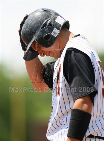 Thumbnail 3 in New Rochelle @ Mamaroneck (Section 1 Class AA Playoffs) photogallery.